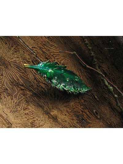 Весенняя брошь "Листок Павлинникуса" - волшебный подарок к 8 марта!