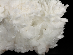 Арагонит белый, коллекционный образец, Мексика (94*82*63 мм, 336 г) №37731