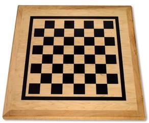 Столешница из фанеры с деревянным кантом и принтом шахматной доски