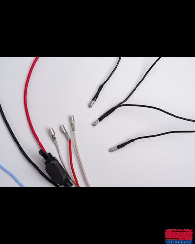 Умная система контроля и прогрева АКБ – SMART СКА 2. Применяется в комплекте с термокейсами ТК-А5, ТК-А6, ТК-А7, ТК-Е5, ТК-Е6, ТК-Е7 (Включает 2 нагревательные пластины, Габариты, мм: 300x150x0,5)