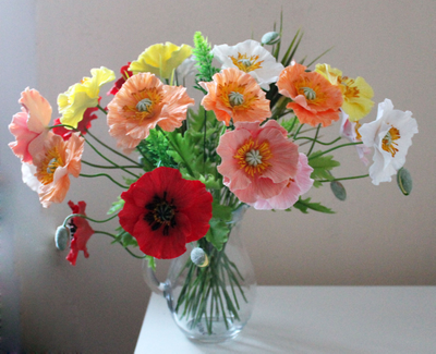 Букет разноцветных маков "Двадцать пять!". Полимерная глина.