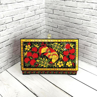 Шкатулка для денег Птица с малиной 180х100 мм деревянная с росписью Хохлома