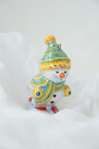 Снеговик на лыжах (спортсмен)