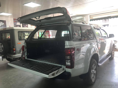 Кунг Sammitr SUV Plus V4 для пикапа Isuzu D-max RT85 рестайл 2019-2020 г.в. c 3-литровым двигателем