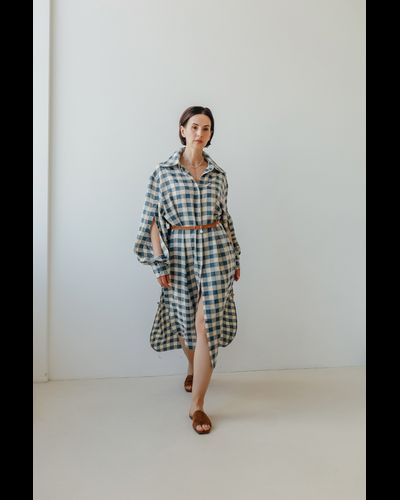 Платье-рубашка из итальянской вискозы с разрезами