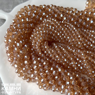 Стеклянные рондели в огранке 4х3/4х6 мм, цвет бежевый с блеском, цена за нить (россыпью)