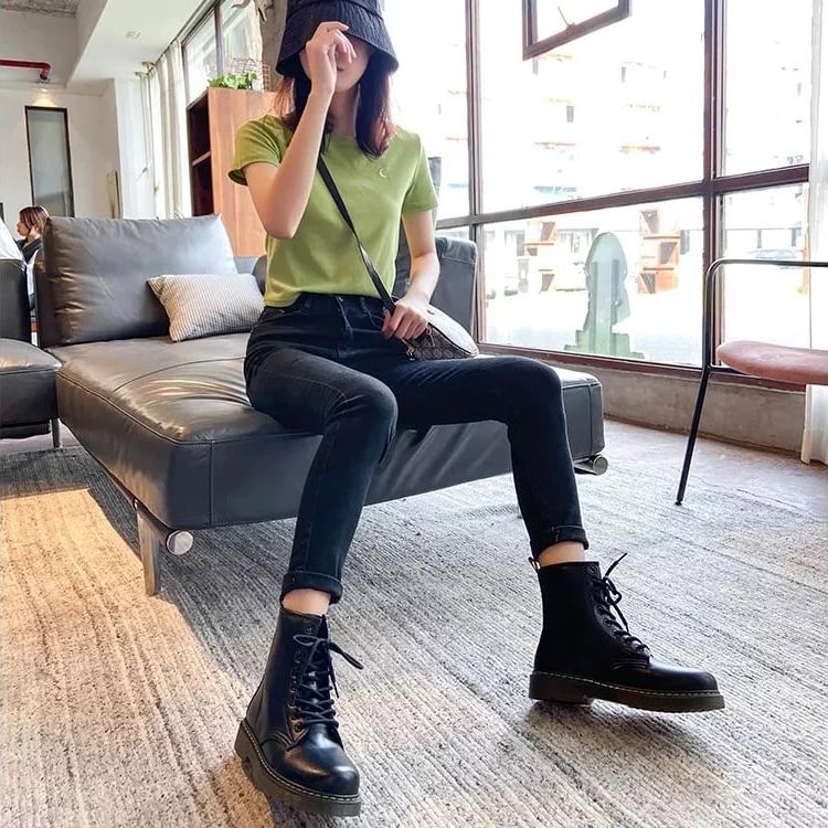 Dr Martens 1460 с чем носить женщинам