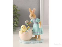 Фигурка полистоун «Зайка в голубом платье и цыплёнок в яйце с незабудками», 10?6.5?13.5 см