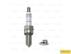 Свеча зажигания CR8E BOSCH (0242060501)