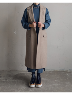 Жилет из шерсти (песочный)