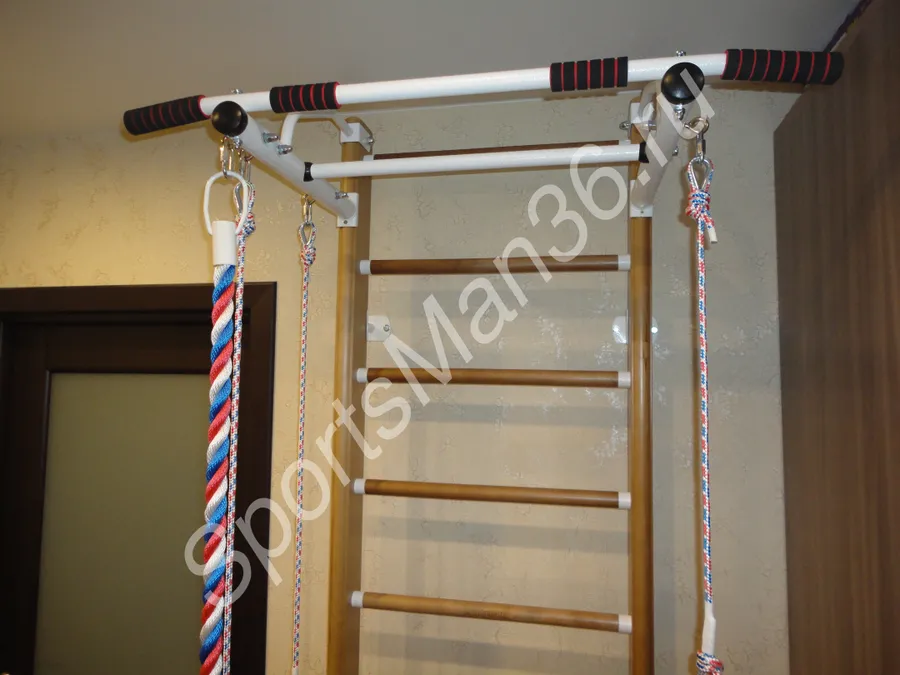 СПОРТИВНЫЙ КОМПЛЕКС KARUSSELL ADLER Цвет дерева: антик, цвет металла белый.