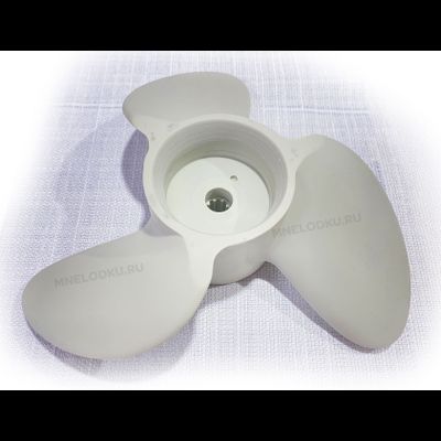 Винт гребной композитный 9 шлицов 3*7(1/2)*8 Yamaha