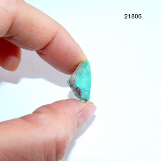 Бирюза натуральная (необработанная) Казахстан арт.21796: 2,6г - 17*17*8мм