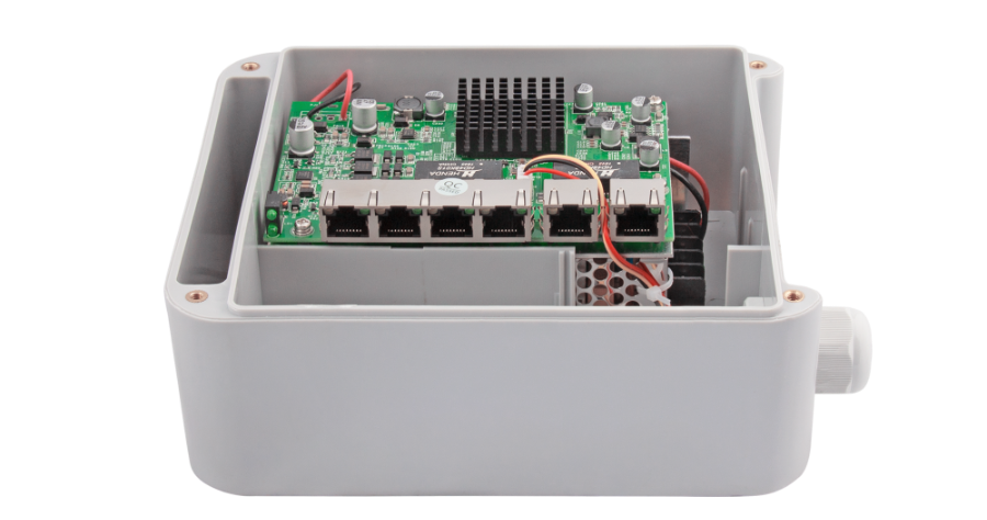 Уличный блок питания/Коммутатор 6 портовый PV-POE04G2W - 4xPoE 10/100 Мбит/c, 2xLAN 1000 Мбит/c, бюд