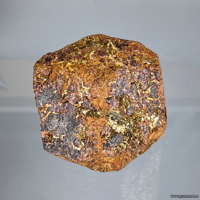 Альмандин (разн. гранат). Россия. 45*40*40мм