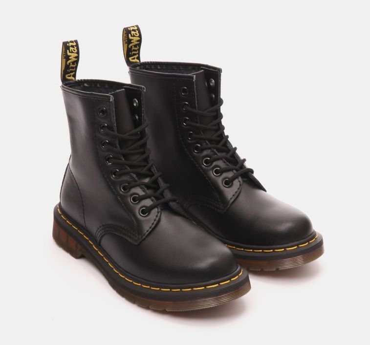 Dr. Martens Boots 1460 Smooth Black