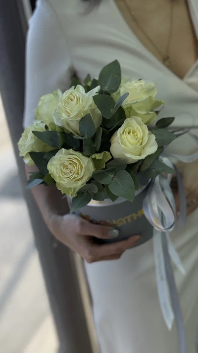 Цветочная композиция цветов на 8 марта № 738