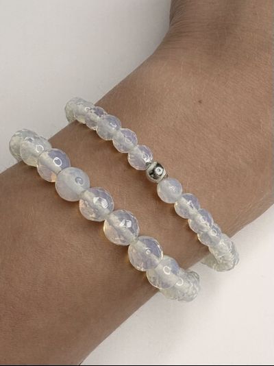 Браслет с лунным камнем, разные виды