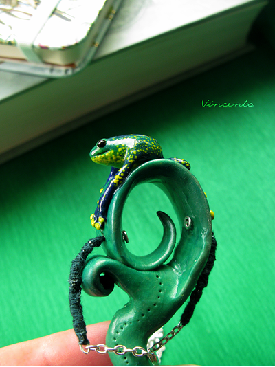 Подвеска &quot;Тропическая лягушка&quot;