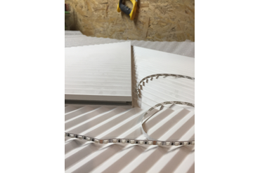 Световой топ-лайн. Подготовка панелей к упаковке и их сборка.