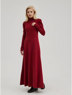 Платье вязаное