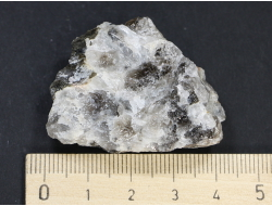 Кварц с флогопитом, Россия, Урал (41*32*17 мм, 23 г) №19432