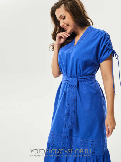 Легкое летнее платье "макси" синего цвета с кулисой на плечах