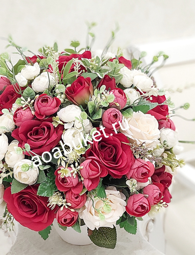 Цветочная композиция из искусственных цветов - Красные розы  № МС015/Купить в Москве на АОАБУКЕТ.ру