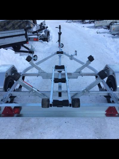 ПРИЦЕП ЛАВ 81014