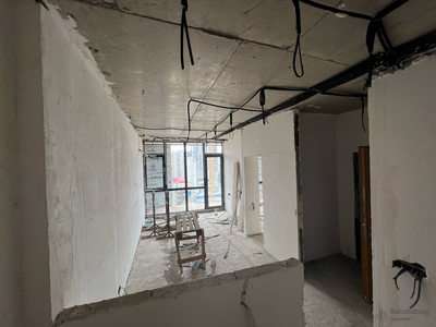 ЖК &quot;Аллея Палас&quot;, Батуми. Продаётся 2-х комнатная квартира. 14-й этаж, вид в сторону Турции.