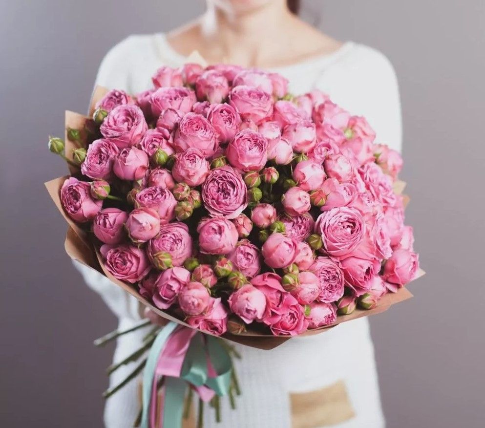 Срочная доставка цветов за 2 часа по Краснодару от Rose Studio