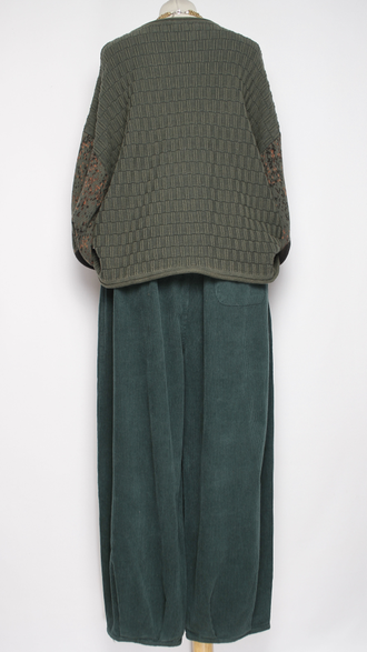 Брюки Бохо вельветовые "Бананы крупный вельвет" малахит, мокко  р.50-54