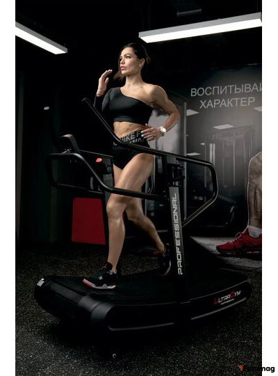 Механическая профессиональная беговая дорожка UG-M 003