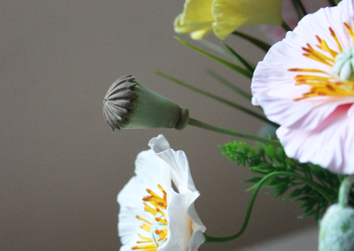 Букет разноцветных маков "Двадцать пять!". Полимерная глина.