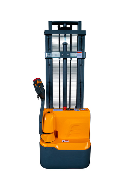 Самоходный штабелер XILIN CDD12R-EN 1,5тн, 3,5м