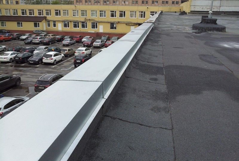 парапет на крыше