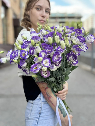 25 веток эустомы (цвет на выбор)