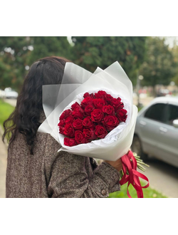 Букет из 25 кенийских роз Red