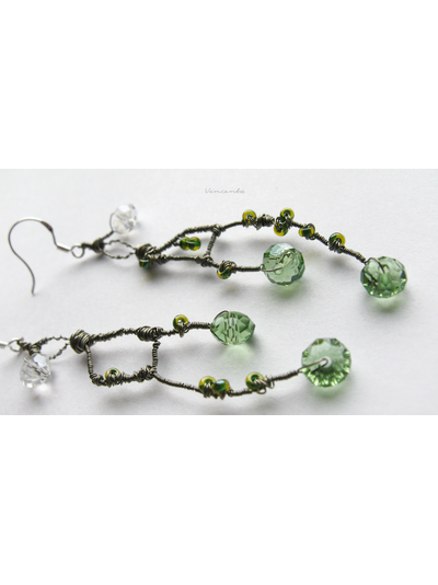 Капли утренней росы. Эльфийские серьги с хрустальными бусинами и чешским бисером