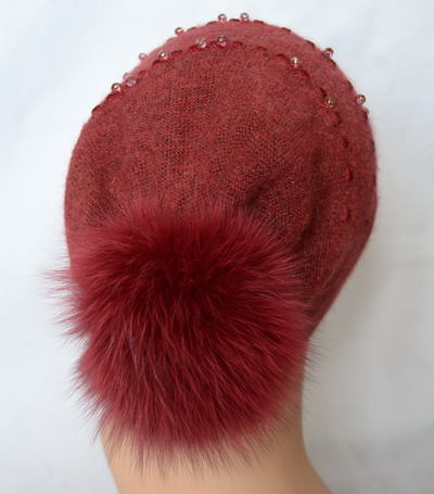 вязаная шапка с помпоном модная женская зима 2016 - 2017