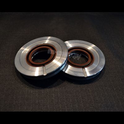 Комплект 1: комплект 2-х обойм с сальниками для картера РМЗ-640