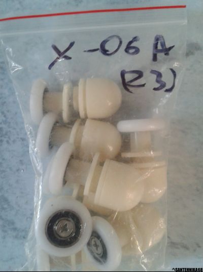 Ролик для душевой кабины эксцентрик одинарный пласт