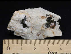 Циркон (кристаллы в породе), Россия, Южный Урал (41*21*20 мм, 20 г) №26070