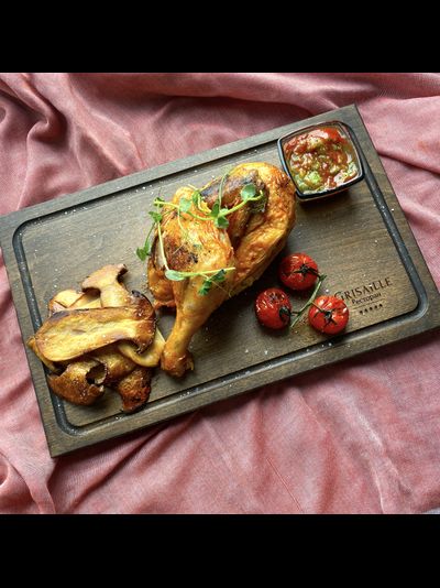 доска для подачи блюд с логотипом