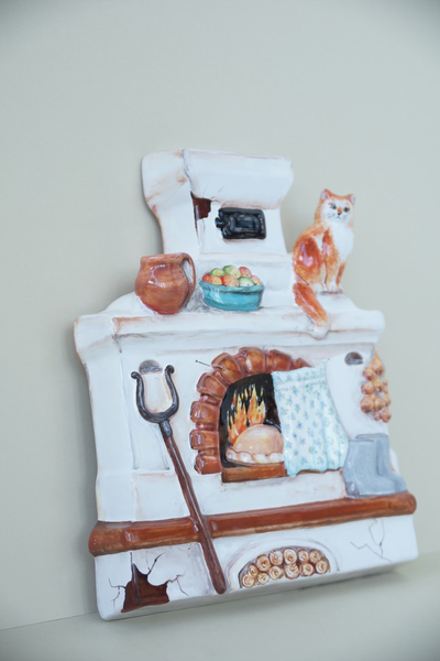 Русская печь (рельеф)