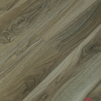 Кварцвиниловая плитка Art East Tile Premium Орех Форте 151-2 42 класс толщина 2.5 мм с фаской клеевая 3.82 м2