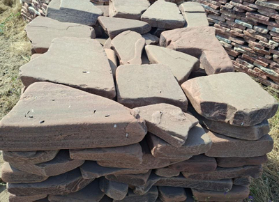 Камень толстяк галтованный красный