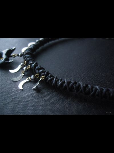 "Серенький волчок - звёздный пастушок", плетёное колье в стиле фэнтези