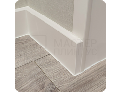 Плинтус ХДФ Dollken Cubu Flex Life 80мм Х 2,5 м Белый RAL 9003 в интерьере 8