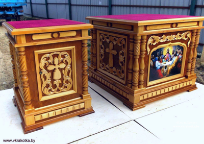 Облачение для престола и деревянный жертвенник